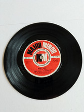 7" VINYL NO.1'S OF 60'S -