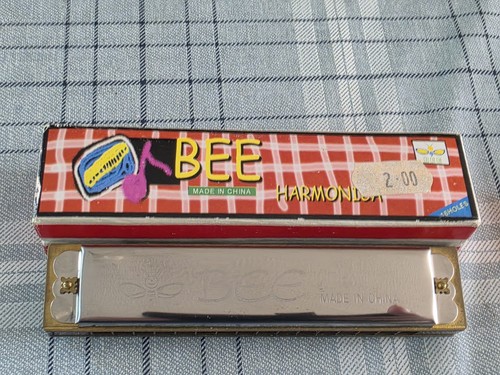 Vintage bee brand - bee, 16