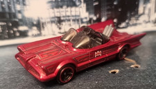 HOT WHEELS 2025 103/250 BATMAN BATMOBILE TV SERIES No Packaging red