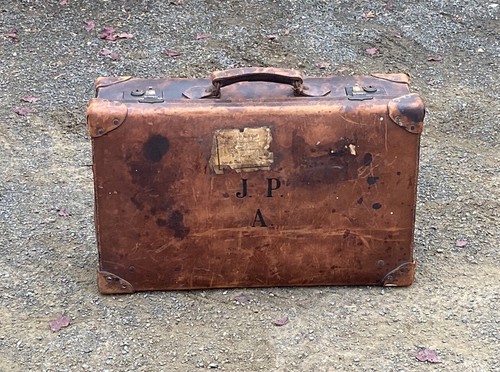 Gorgeous antique leather - antique,