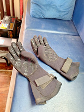 Divex gloves (PRICE REDUCED)