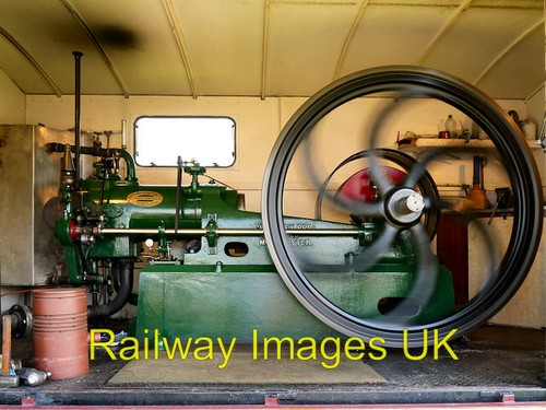 Photo village crossley type - photo,