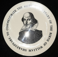 Vintage 27cm Royal Doulton 400th Anniversary Birth Of Shakespeare China Plate.