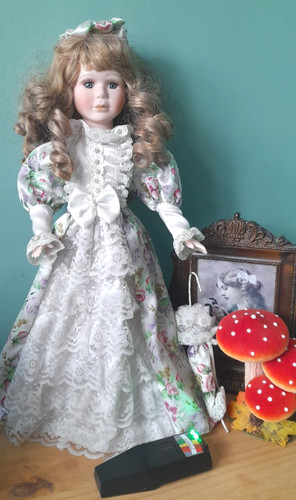 Haunted doll seraphine - doll,