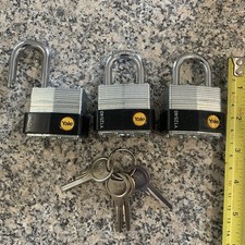 YALE 3 PACK OF PADLOCKS KEYED