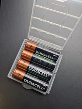 4x Duracell Rechargeable Batteries AA 2500mAh NiMH Duralock - With Case