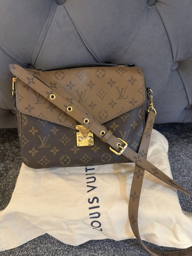 Louis vuitton pochette metis - vuitton,