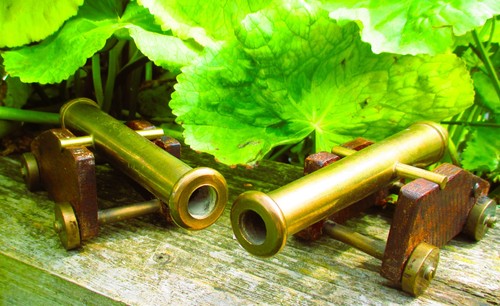 Cannon model brass oak - oak,