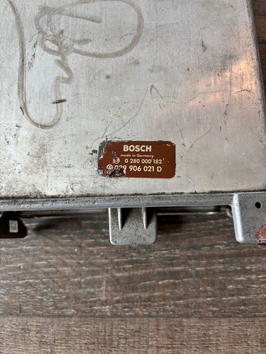 280 000 182 bus - 77-79, ecu