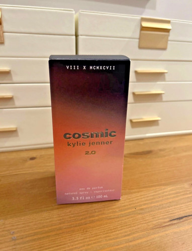 Kylie cosmetics cosmic 0 - cosmetics, 2.0