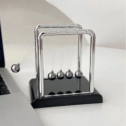 Kinetic balls swinging - balls,