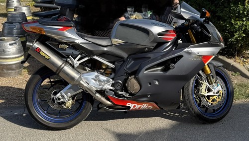 Aprilia rsv 1000 factory - 1000,