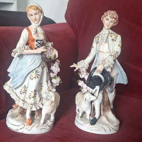 German porcelain figurine pair - figurine,