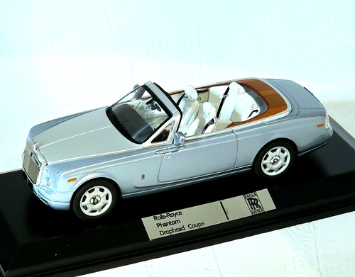 Rolls royce phantom - rolls-royce,