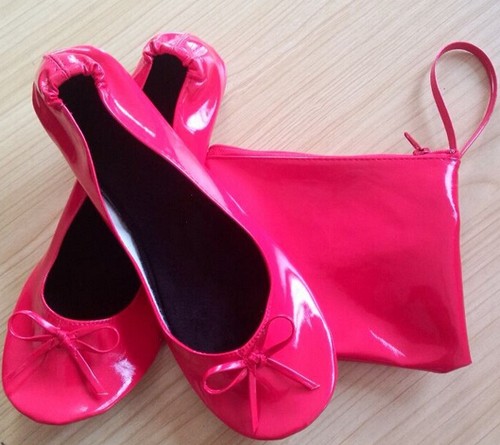 Hot pink roll - up, pumps