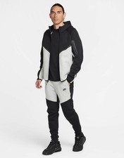 Nike Men's Tech Fleece