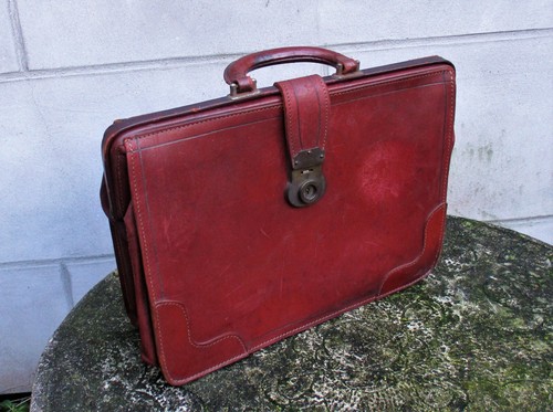 Lovely original vintage brown - lovely,