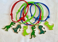 6 DINOSAUR FRIENDSHIP