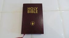 2005 GIDEONS HOLY BIBLE