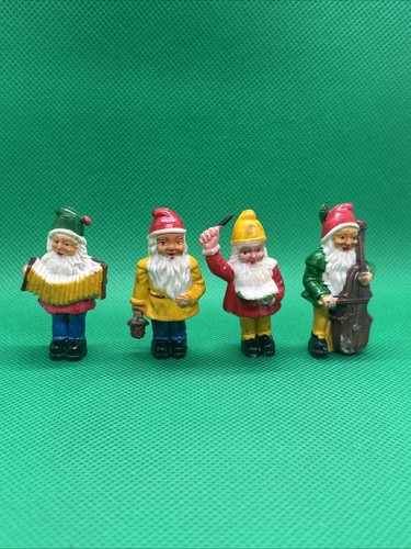 Vintage hard plastic - hard, miniature