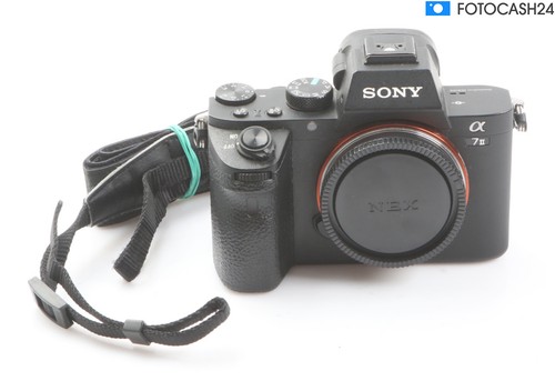 Sony alpha 82 - +, thousand