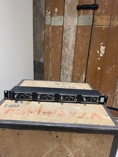 Quadphone 19-inch