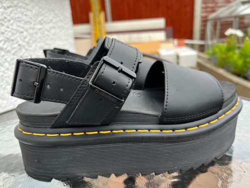 Ladies black doc martin - black,