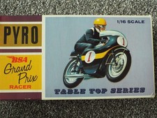 1/16 BSA GRAND PRIX  RACER BIKE &FIGURE MIB PYRO ORIG KIT