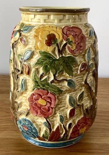 Wood indian tree vase - h.j.,