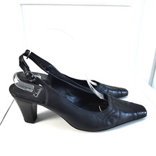 K Clarks black real leather