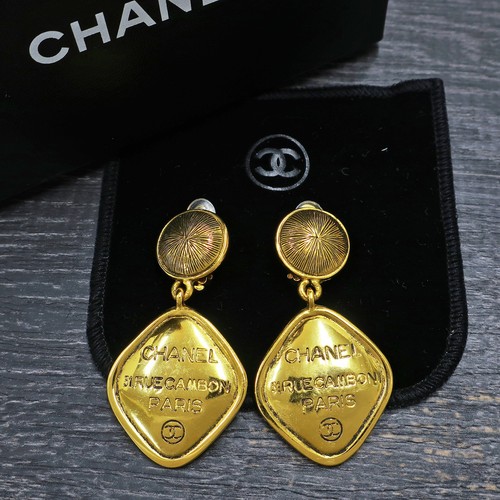Chanel gold plated - gold, cc