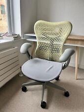 Herman Miller Mirra Office