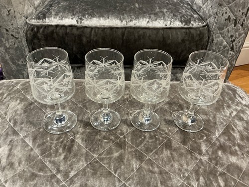 Vintage 1970 diamond - 4x,