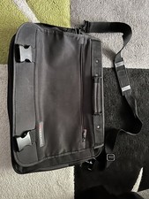 Monolith Laptop Black Shoulder