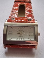 Louis Valentin Women's Quartz