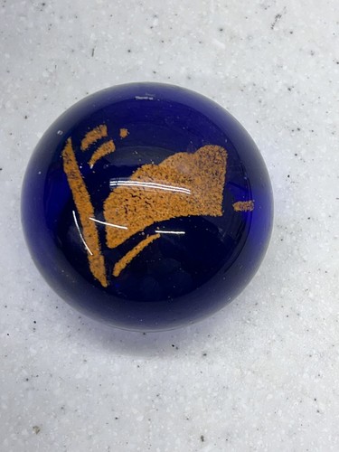 Vintage art glass - art, paperweight