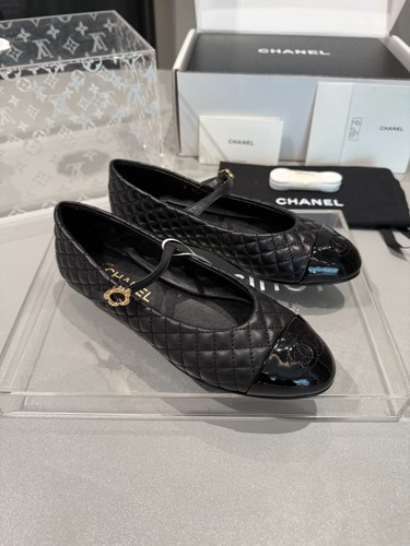 Chanel quilted ballerina flats - chanel,