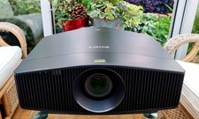 Sony VPL-VW760ES 4K 3D HDR Laser Projector, only 1380 hours out of 20000