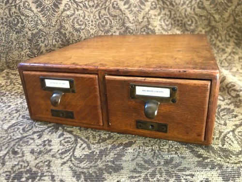Antique quarter sawn oak - quarter, card