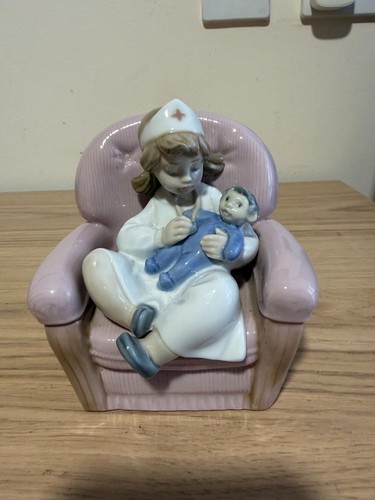 Lladro little girl - lladro, playing