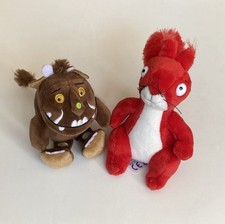 Aurora The Gruffalo and Red