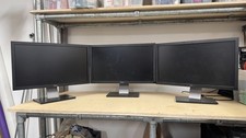 3 x Dell U2711 27" - 2560x1440