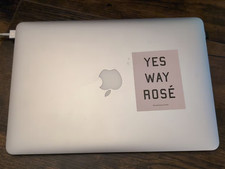 Apple MacBook Air 13-inch 2015 8GB Memory, 1.6GHz Dual-Core Intel Core I5 Silver