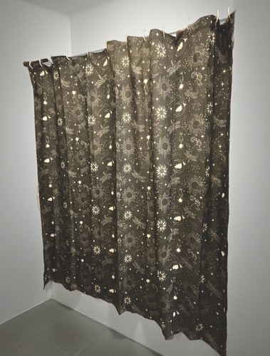 Galaxy black white - &, shower