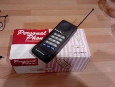 VINTAGE MOTOROLA PERSONAL PHONE - GREY - RETRO MOBILE PHONE 1990s  Boxed 
