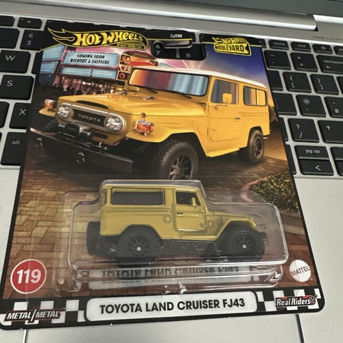 Hot wheels premium - hot,