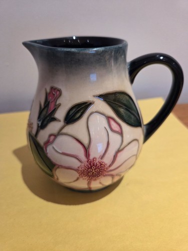 Moorcroft 2002 limited - moorcroft, edition