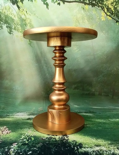 Stunning tall gold - 10,