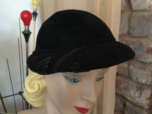 Original vintage 1940 black