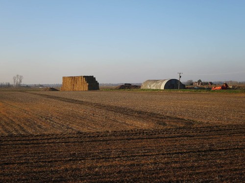 Photo 6x4 nissen hut off - hut, new